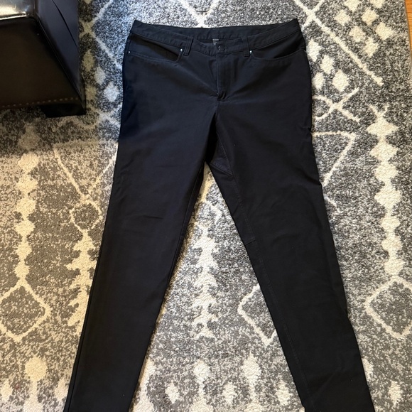 Lululemon ABC Jean Pants – Size 35 (Black) - Picture 1 of 5